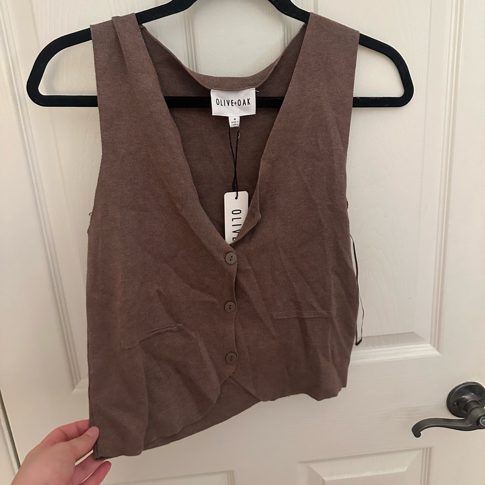 Olive & Oak Taupe Sleeveless knit vest